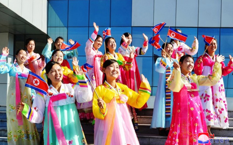 18-首都に溢れる慶祝の歓喜